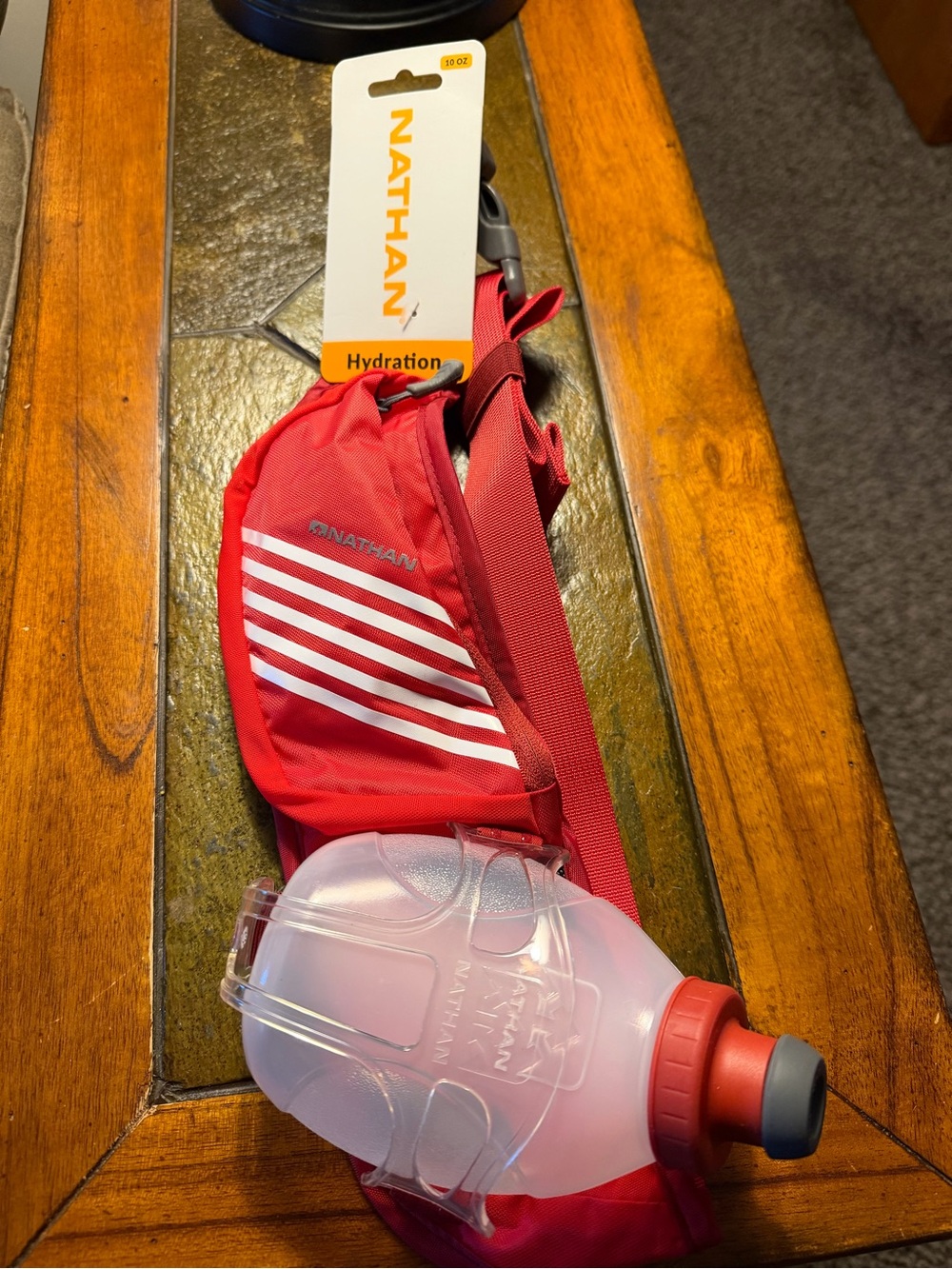 NWT Nathan Red Hydration Waist Pack OSFM, with 10 oz Soft Flask